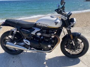 Triumph location moto