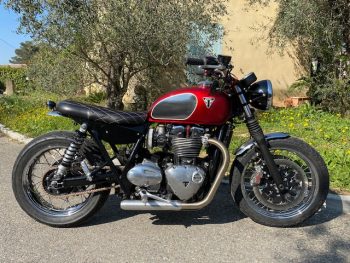 Location Triumph Nice Triumph T120