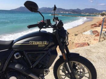 Location Ducati Scrambler 800 A2