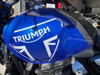 Speed 400 Triumph